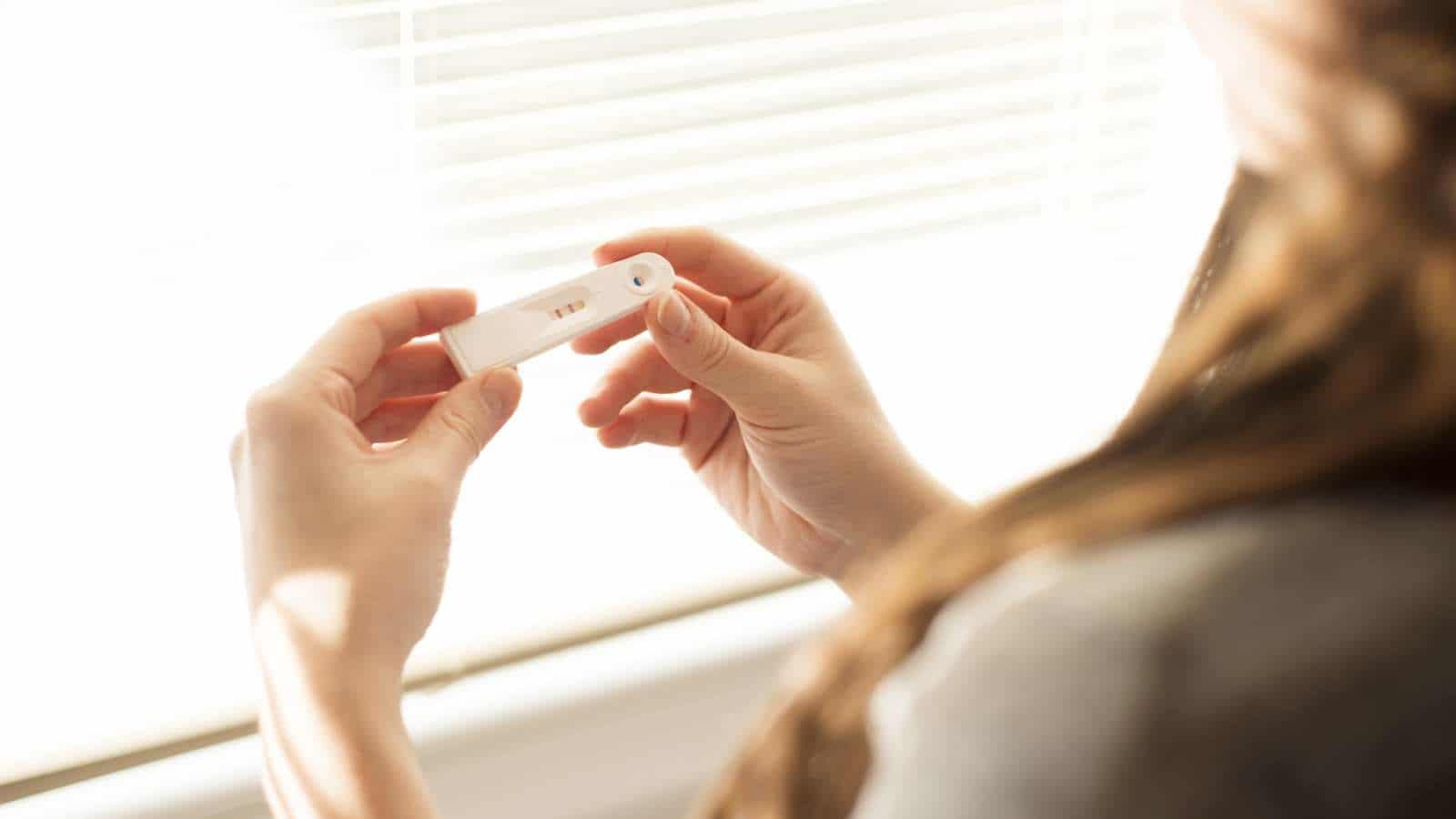 13 completely honest thoughts you had when you found out you were pregnant