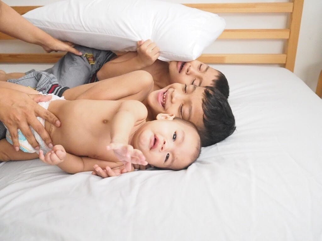 It’s science: middle children are more likely to be social and successful
