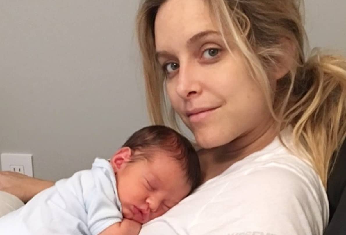It feels like rejection when your baby prefers the bottle, says Jenny Mollen