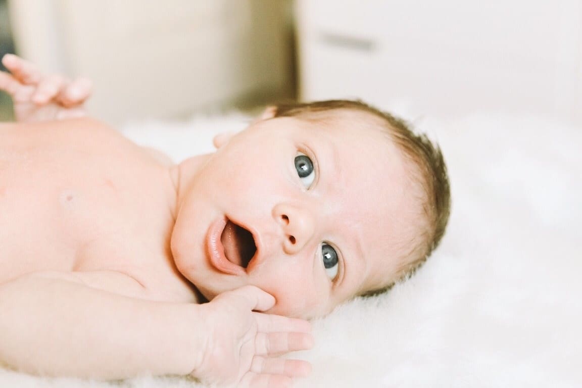 Crazy but true: 2-day-old babies understand the concept of numbers newborn baby laying down
