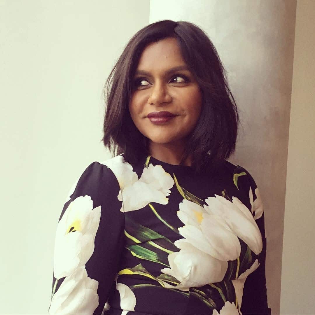 Mindy Kaling’s breast pumping pics show the realities of #workingmom life Mindy Kaling