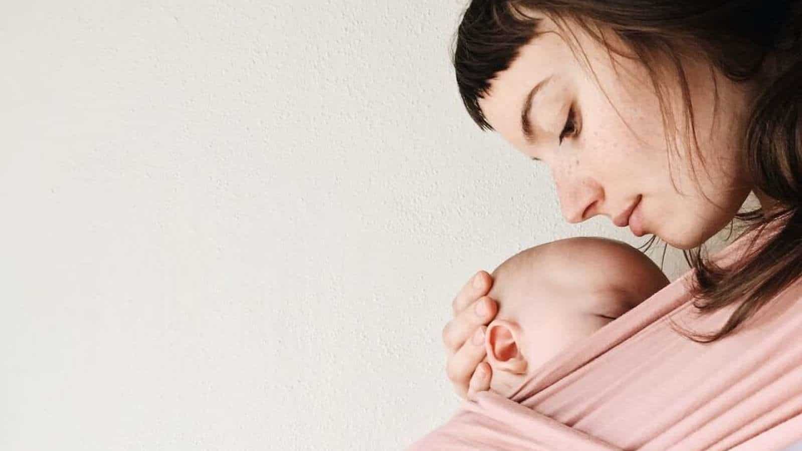 How babywearing saved my motherhood