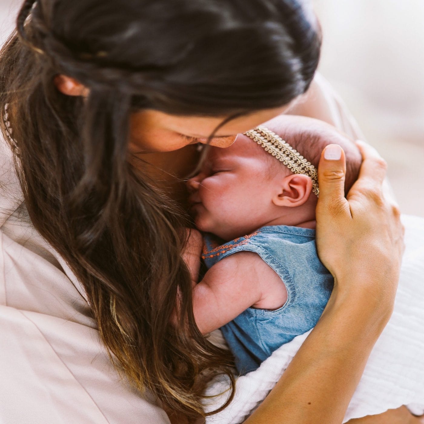 7 eye-opening reasons why new moms don’t share their scary thoughts