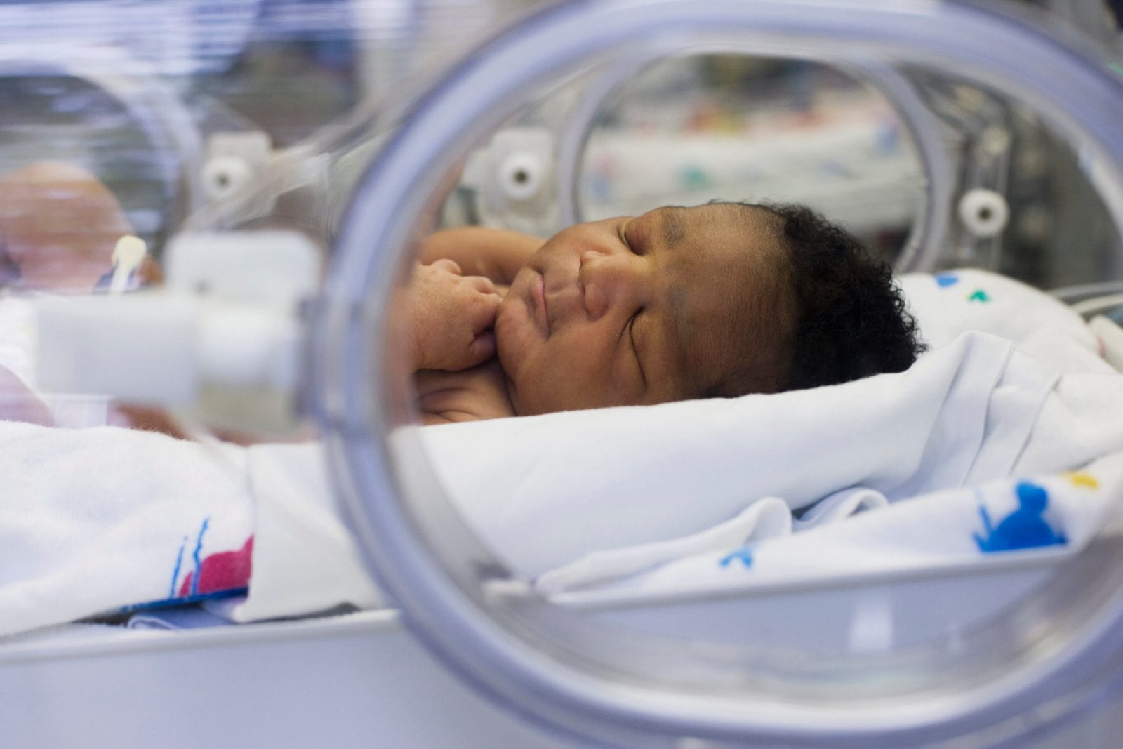 How reading to NICU babies can benefit moms in a big way