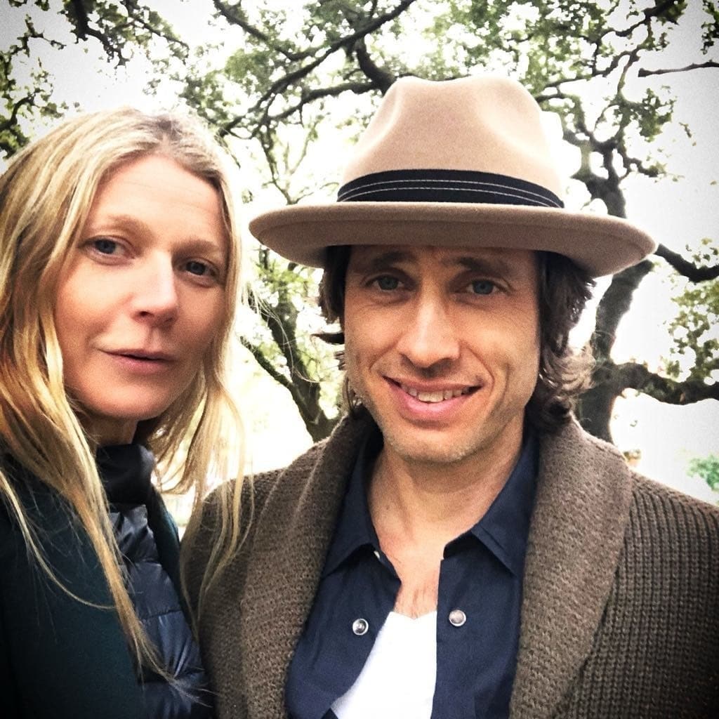 Gwyneth Paltrow doesn’t always live with her husband because #coparenting