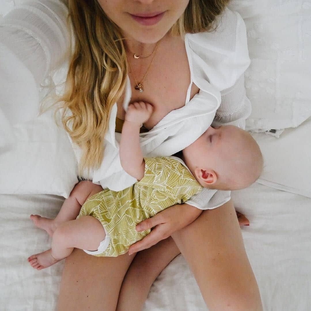 What I wish someone had told me about weaning mother breastfeeding baby at home