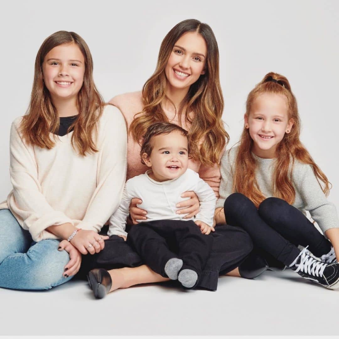 Jessica Alba on having 3 kids: ‘You’re outnumbered, but I really like it’