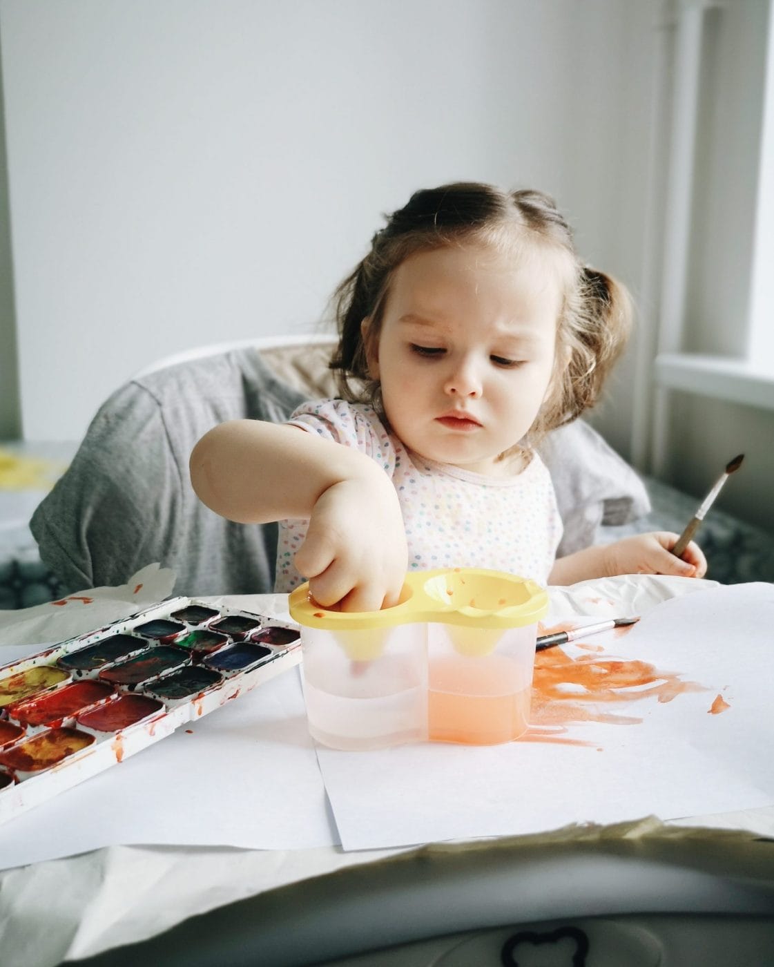 10 Montessori-inspired ways to promote your child’s fine motor skills through art