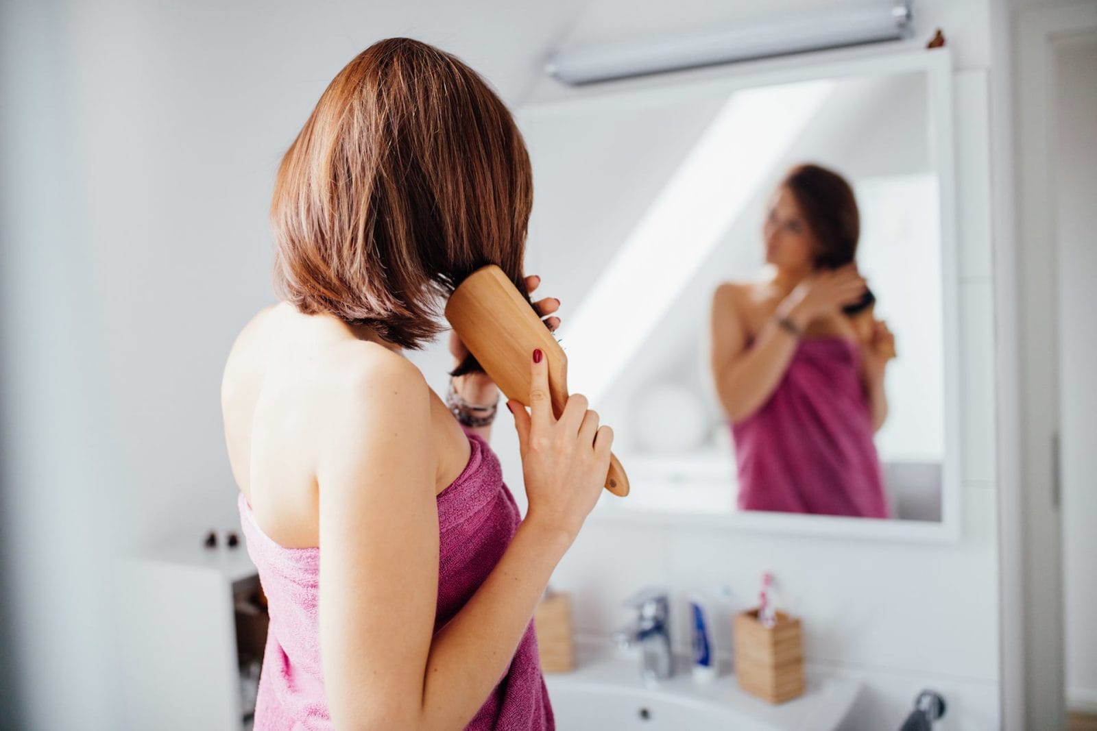 7 ways to prevent postpartum hair loss, according to a scientist postpartum hair loss