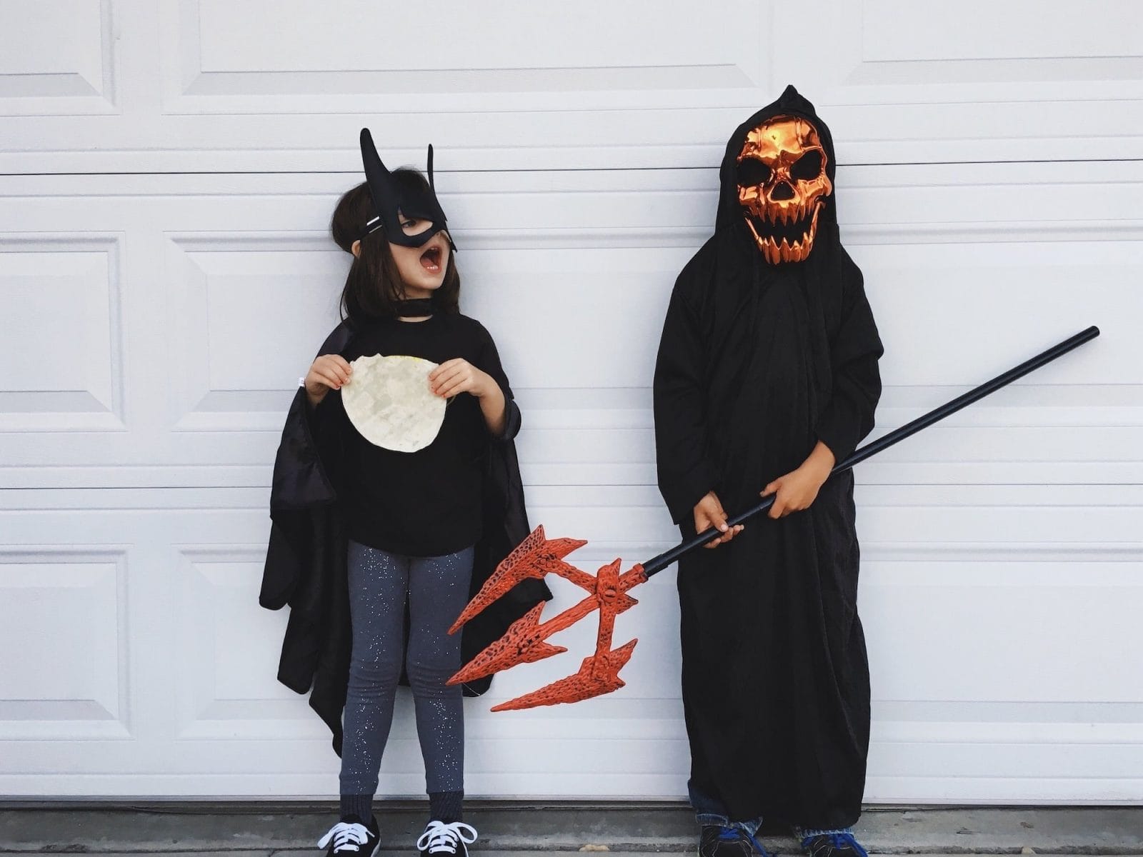 How to handle Halloween on a school night with ease, mama