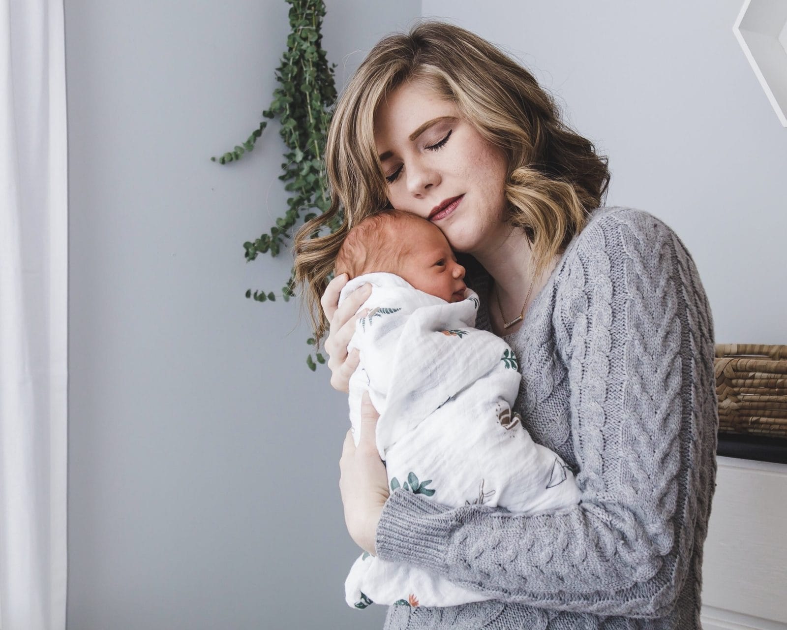 How I’m getting through new motherhood without my mom