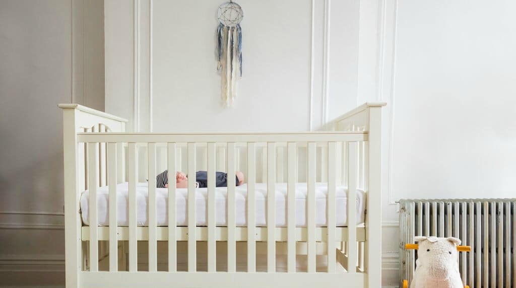 Walmart is offering paid leave to *all* parents who are full-time employees
