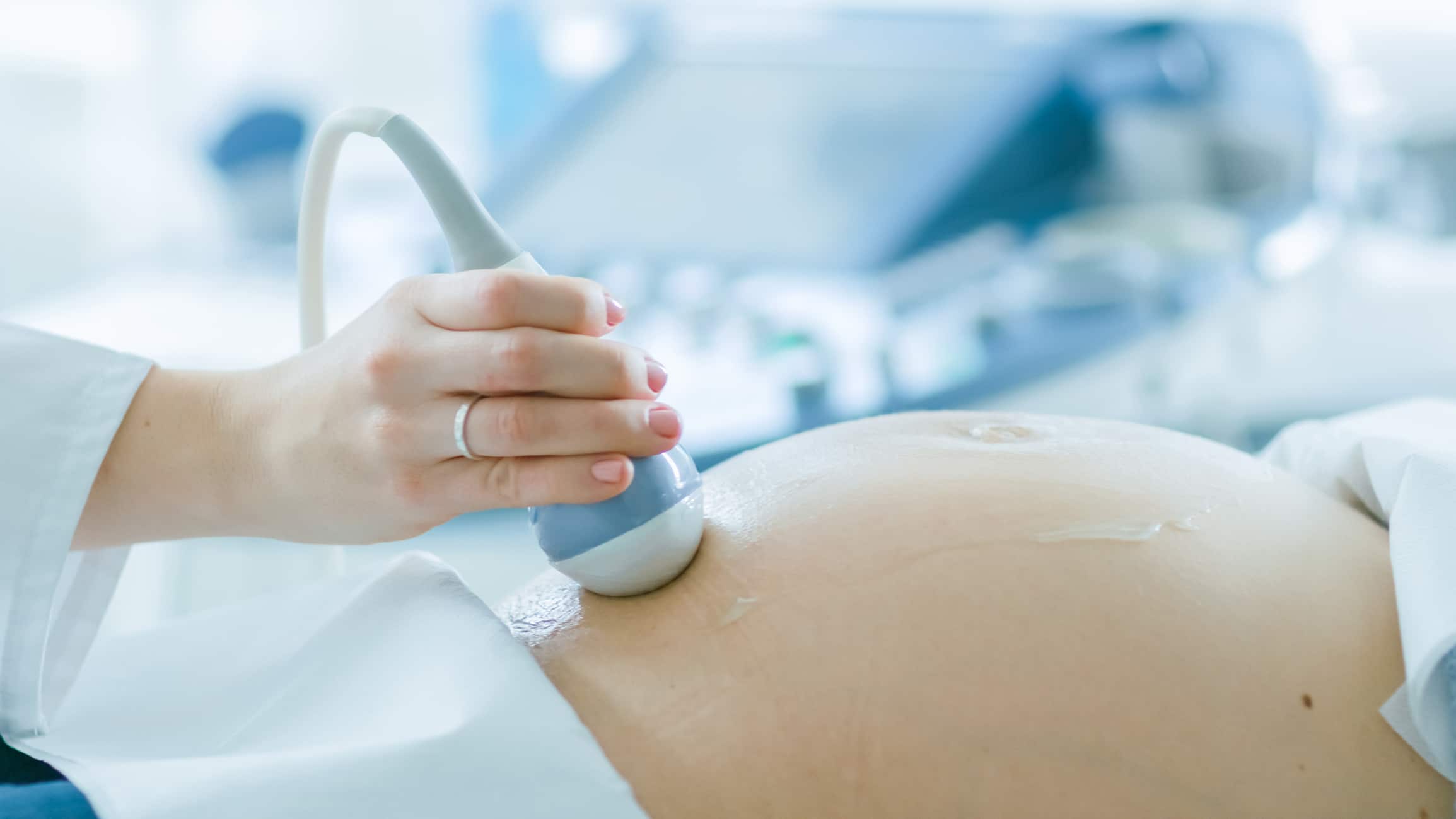 Groundbreaking fertility procedure helps cancer survivor give birth