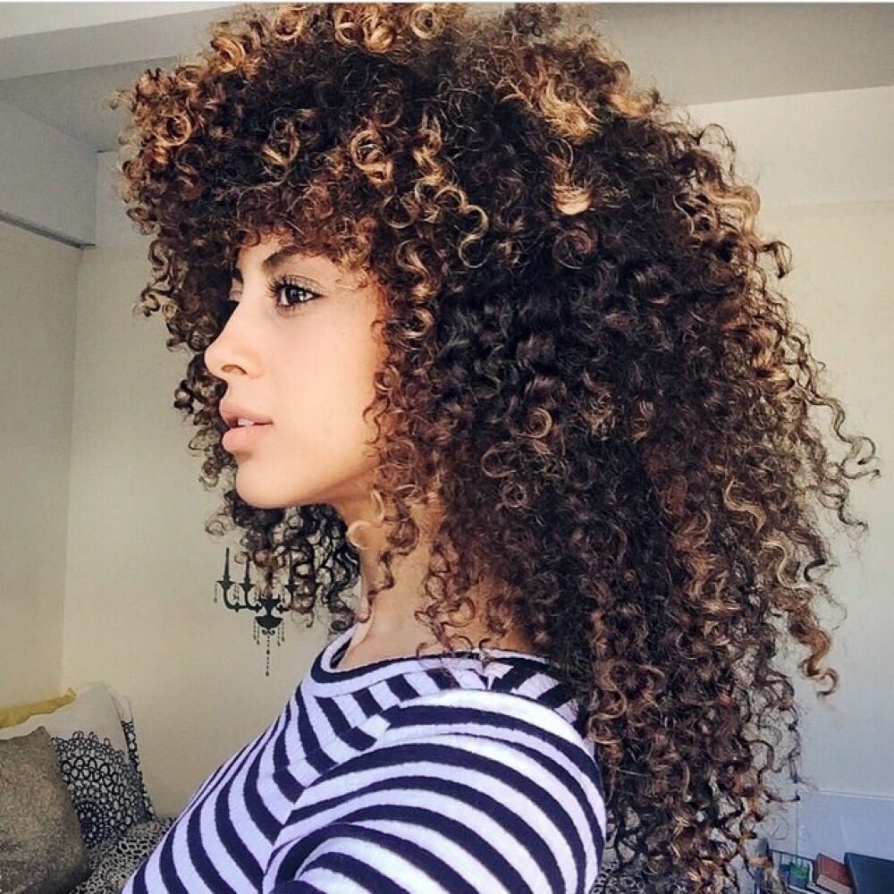 Easy DIY hair masks & treatments to nourish your hair at home woman with amazing natural hair