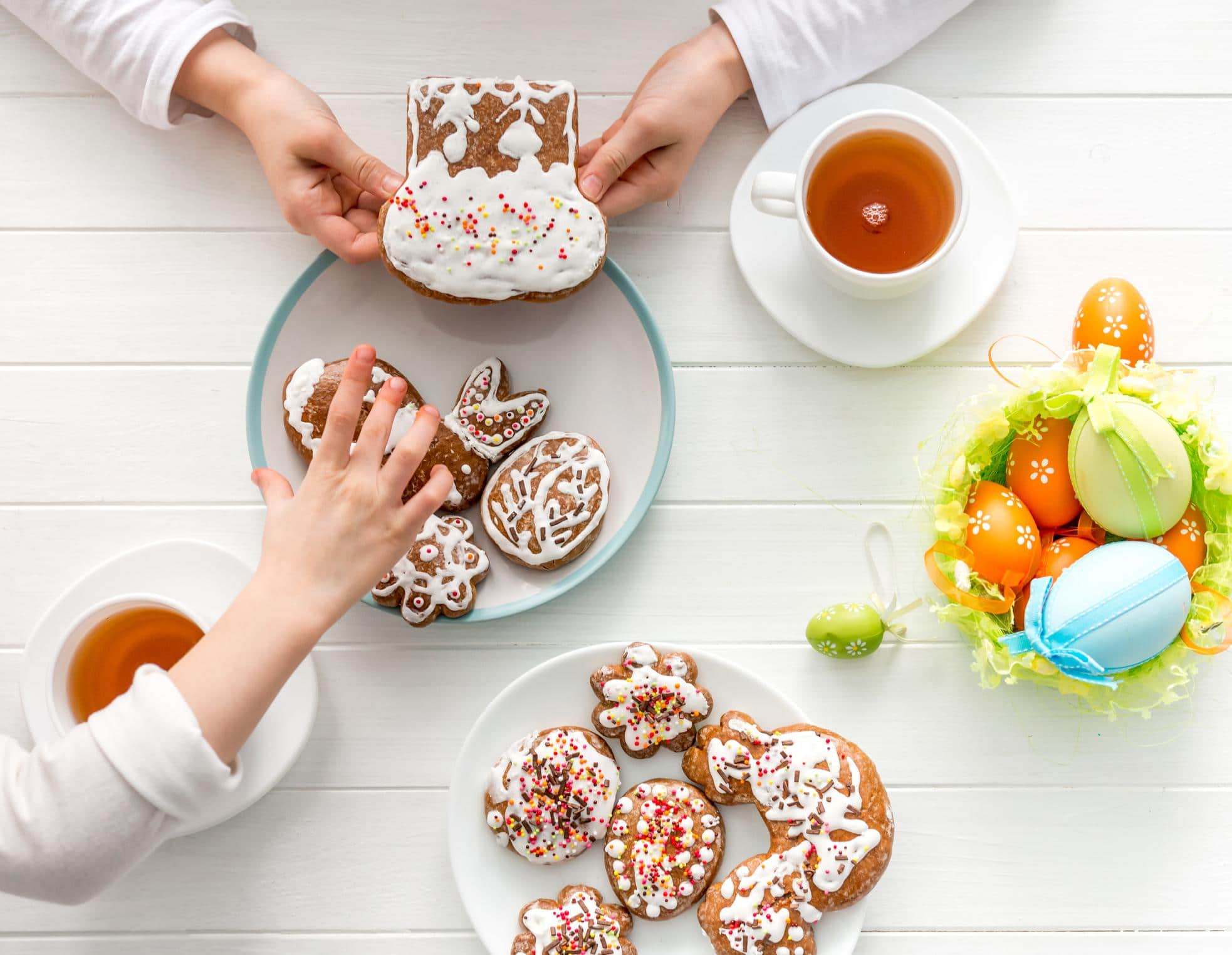 How to throw an Easter tea party for your little ones