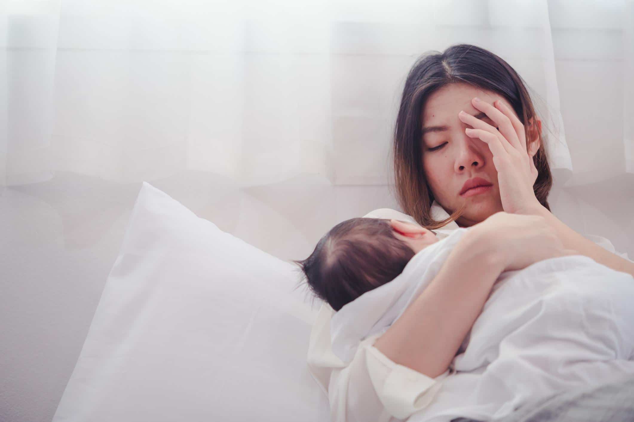 Is it postpartum depression or postpartum anxiety? How to tell the difference between them