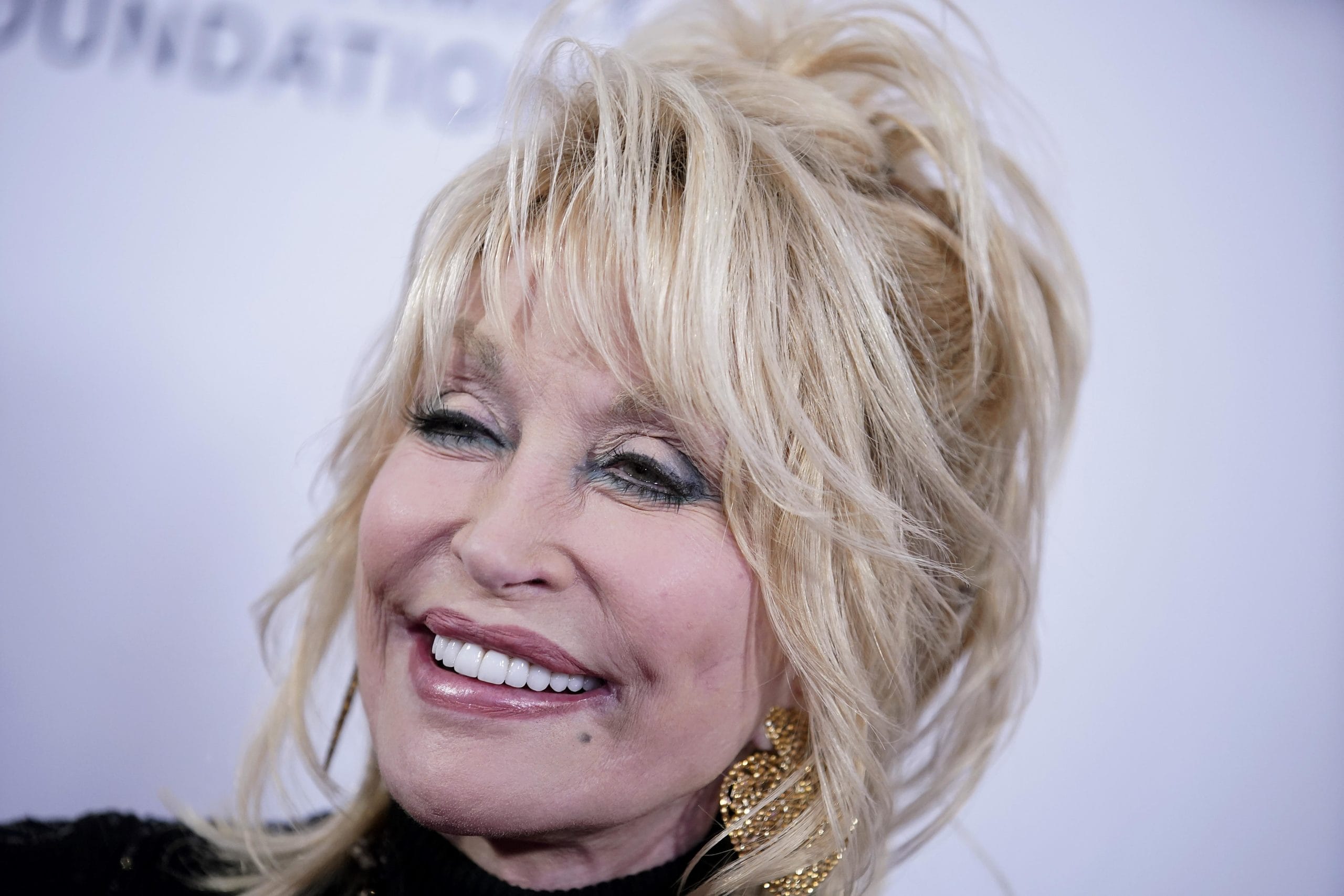 Dolly Parton and Jeni’s ice cream collaborate on a sweet new flavor