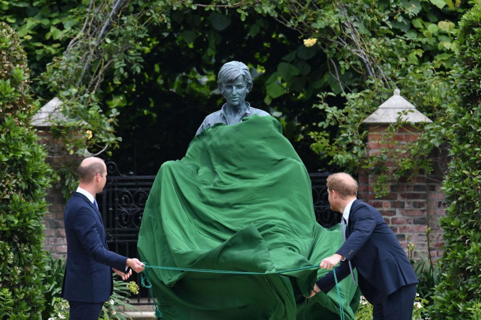 The Princess Diana statue honors her most meaningful role—’mother’