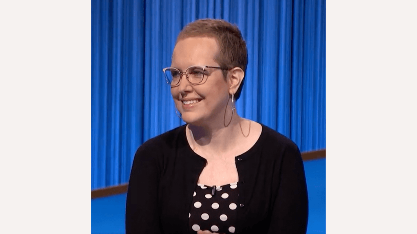 ‘Jeopardy!’ champ ditches her wig on-air to help normalize cancer recovery Jeopardy contestant Christine Whelchel