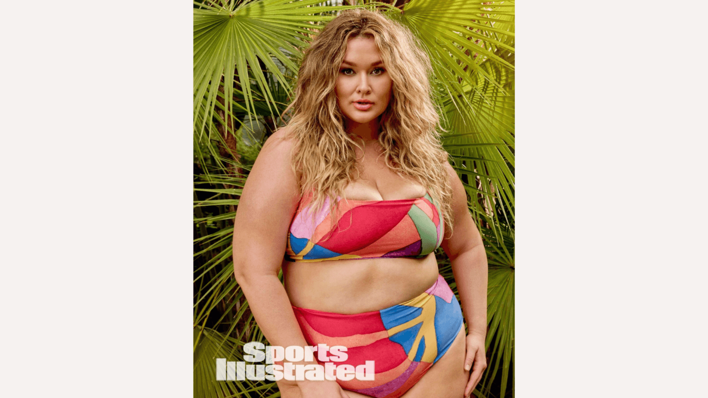 Hunter McGrady posed for the SI swimsuit issue 6 months postpartum—more of this, please Hunter McGrady Sports Illustrated