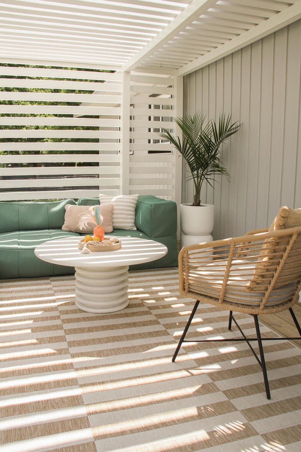backyard patio ideas 7 - Motherly