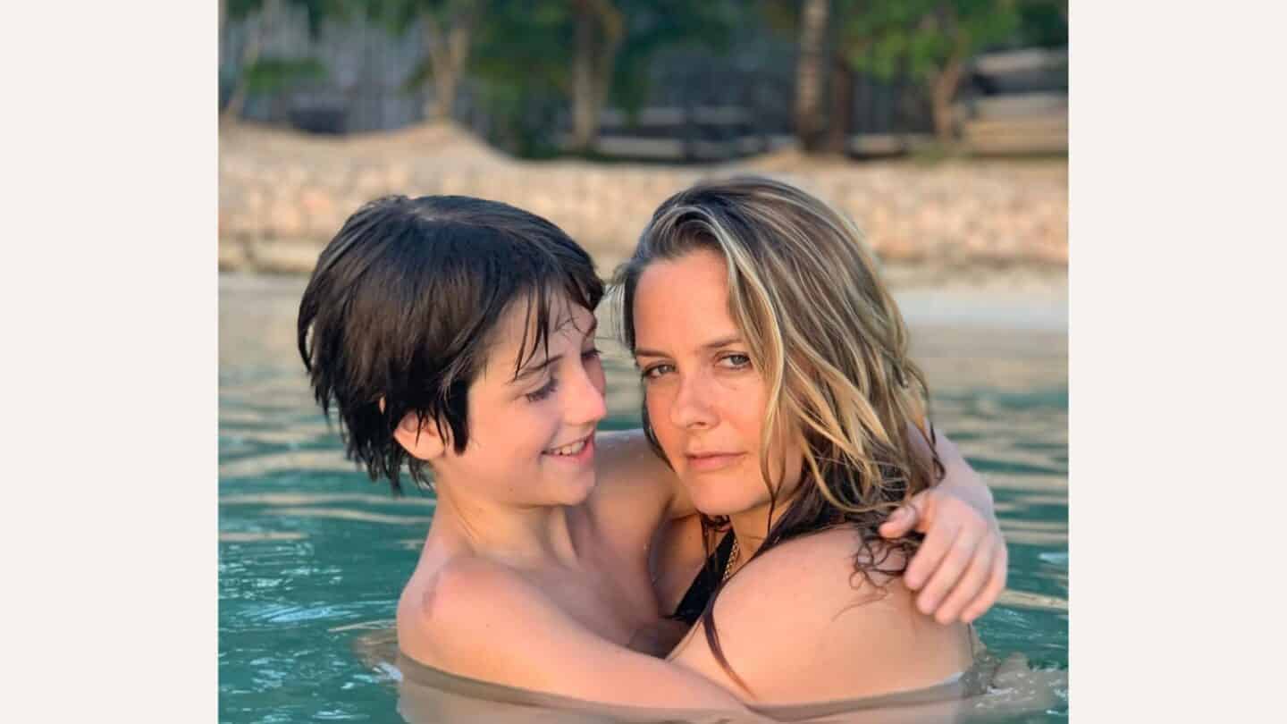 Alicia Silverstone says she and her 11-year-old son are still co-sleeping Alicia Silverstone holding her son Bear