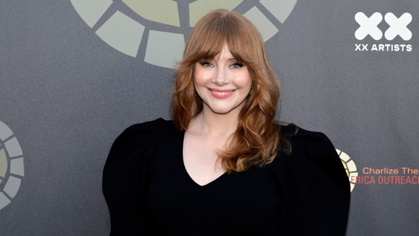 Bryce Dallas Howard says she was asked to lose weight while filming ‘Jurassic World: Dominion’—and SIGH Bryce Dallas Howard on the red carpet 2022