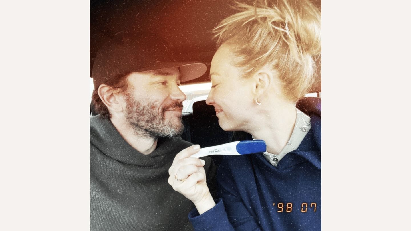 Surprise! Kaley Cuoco is pregnant with her first baby—and her gender reveal is so cute kaley cuoco and boyfriend- kaley cuoco is pregnant