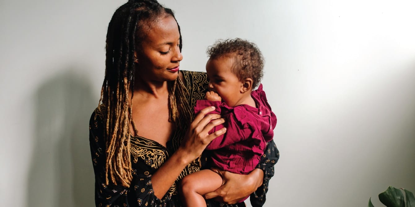 What I didn’t get about being a mom in your early twenties until I became one young mom holding her son - being a young mom