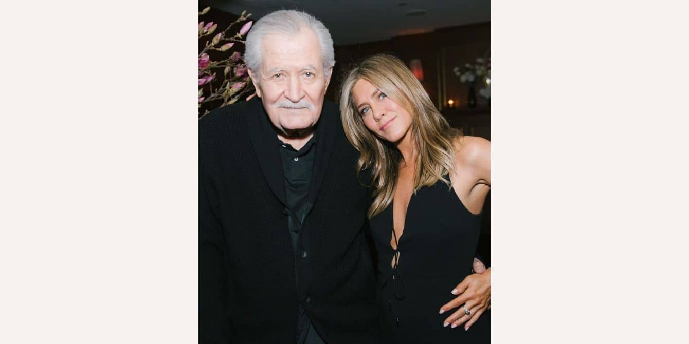 Jennifer Aniston says goodbye to her beloved dad with a heartbreaking message jennifer aniston and her father- john aniston