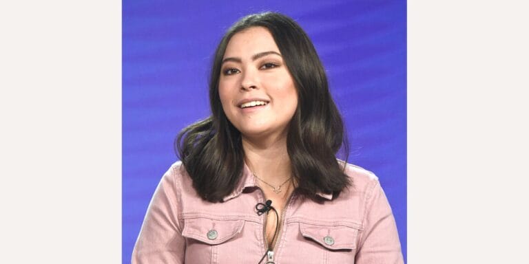 Mady Gosselin slams online comments about how ‘Jon & Kate Plus 8’ affected her family Mady Gosselin on stage at 2019 event
