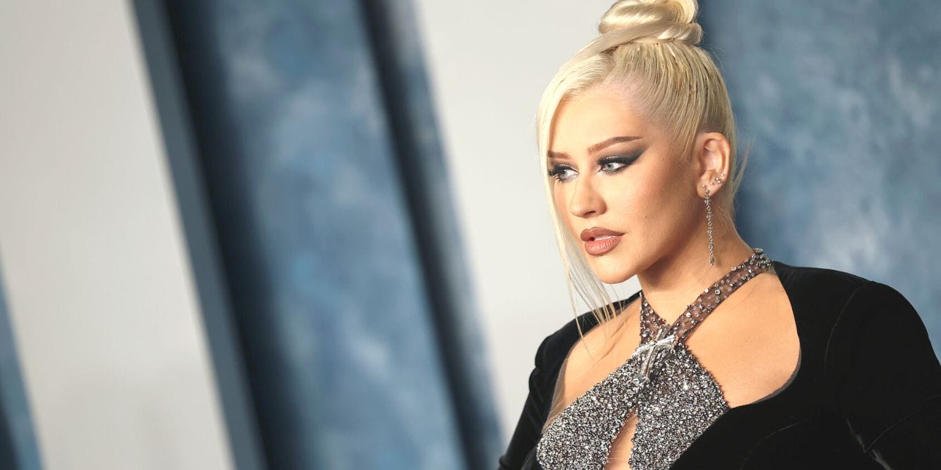 Christina Aguilera says she can orgasm from ‘4 different places’ around her vagina Christina Aguilera posing on Vanity Fair red carpet