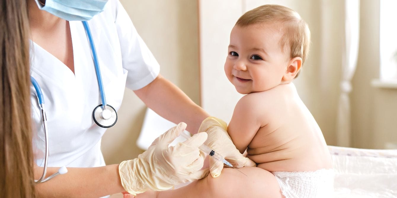 Doctor has solution to making kids less afraid of shots doctor giving baby shot - kids afraid of shots
