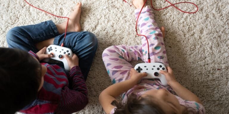How to raise a healthy gamer, according to an expert kids playing video games raise healthy gamer