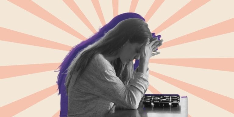 New survey: 45% of women face infertility after an eating disorder Eating disorders - A woman struggling to eat