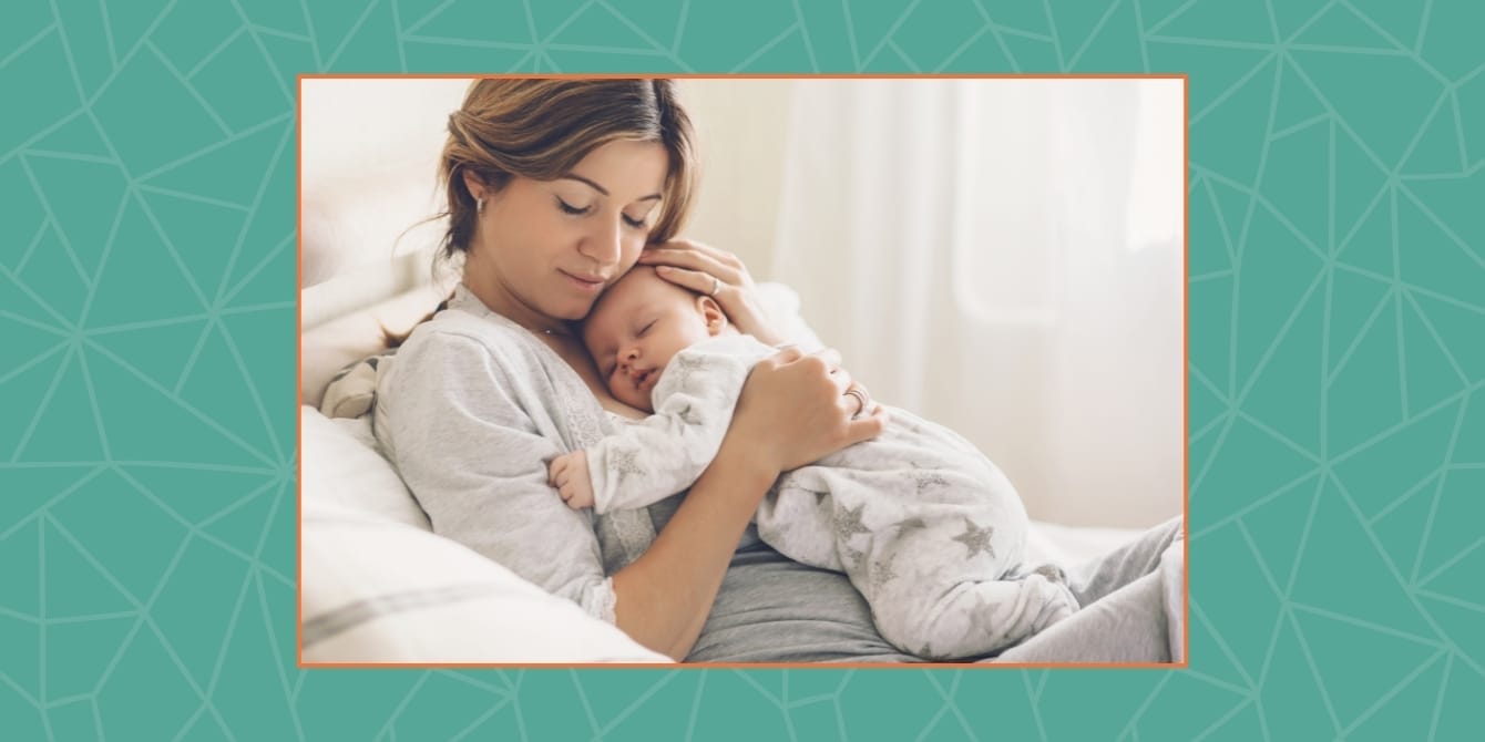 New York’s new $1,800 baby benefit offers relief for postpartum moms New York Baby Benefit - A mother holding her baby