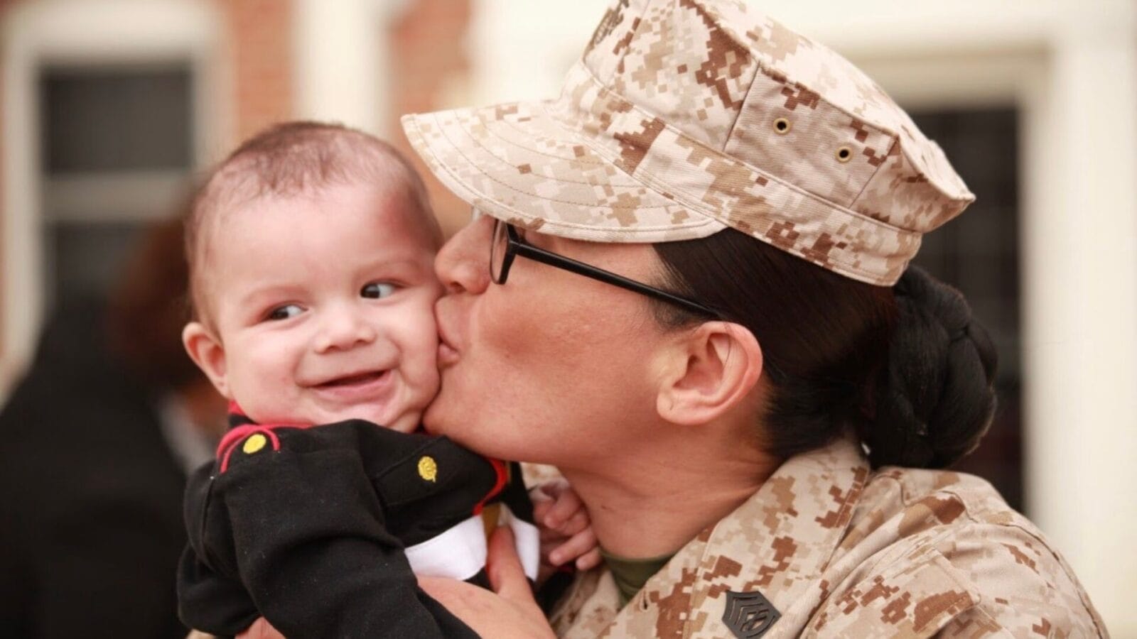 ParentWireDaily — JoAnna Mendoza on being a single mom, a Marine veteran, and a first-time congressional candidate in Southern Arizona