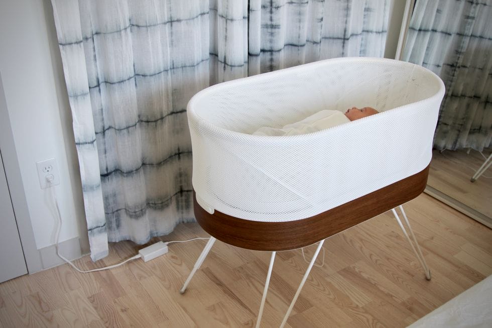 7 reasons snoo push present need 3 - Motherly