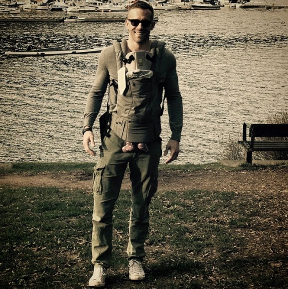 baby wearing celebrity dads 0 - Motherly
