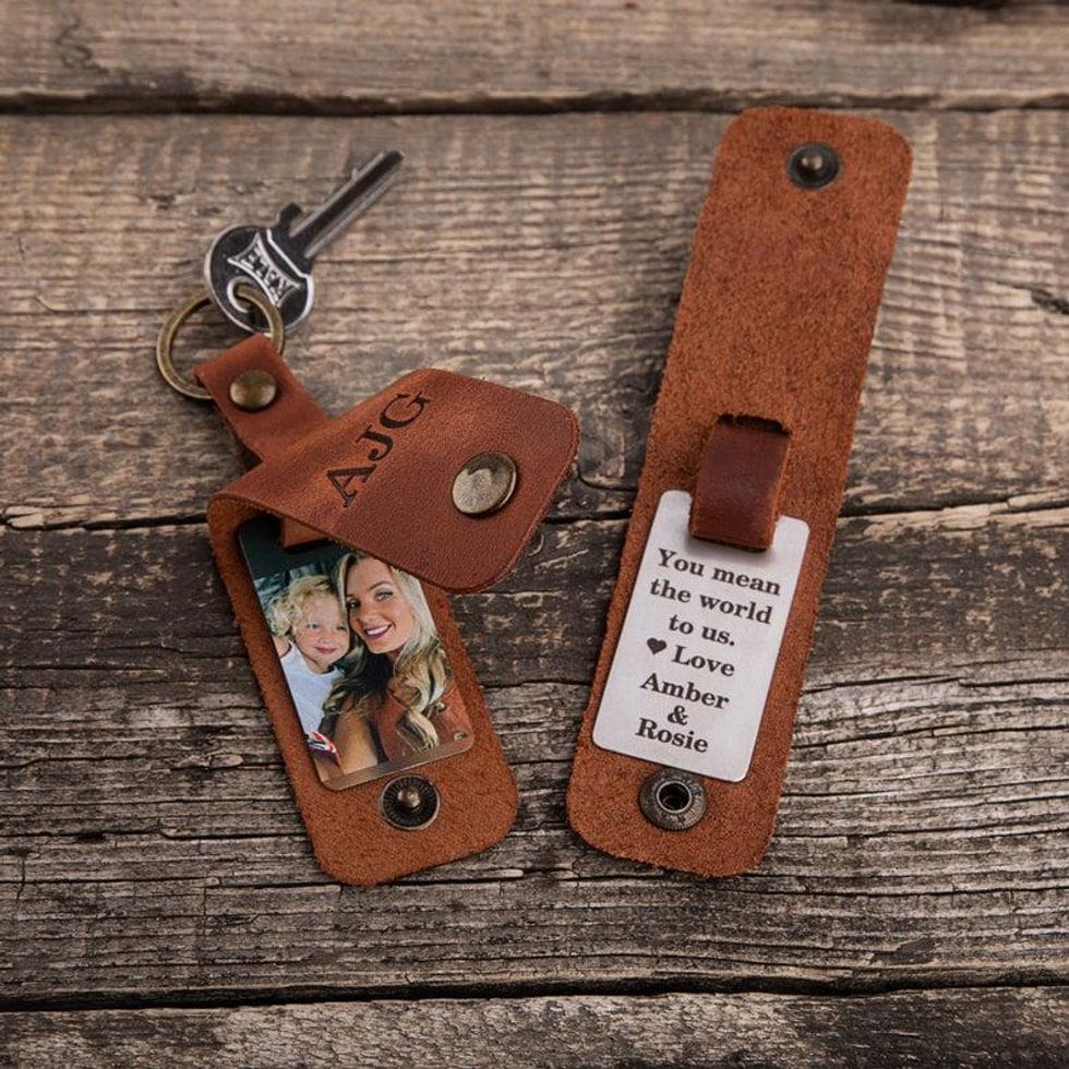 personalized-leather-keychain