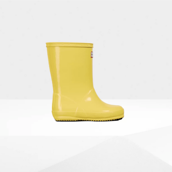 deal alert hunter boots for kids are 50 off right now 4 - Motherly