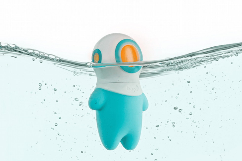Boon marco light-up bath toy